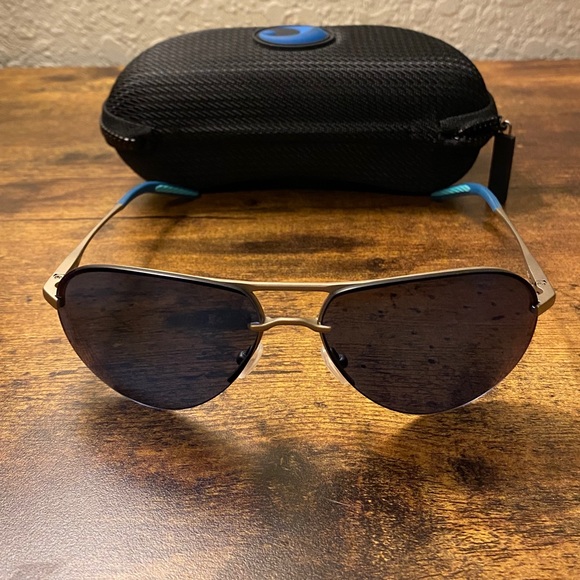 Helo Polarized Costa Del Mar Sunglasses - Picture 5 of 8